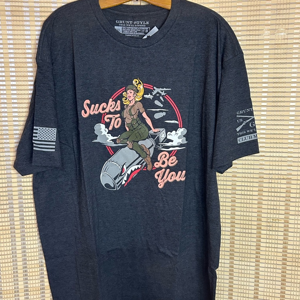Grunt Style 2x NWT subscription only T-shirt dark gray/black